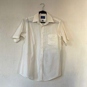 Men's White shirt sleeve button down